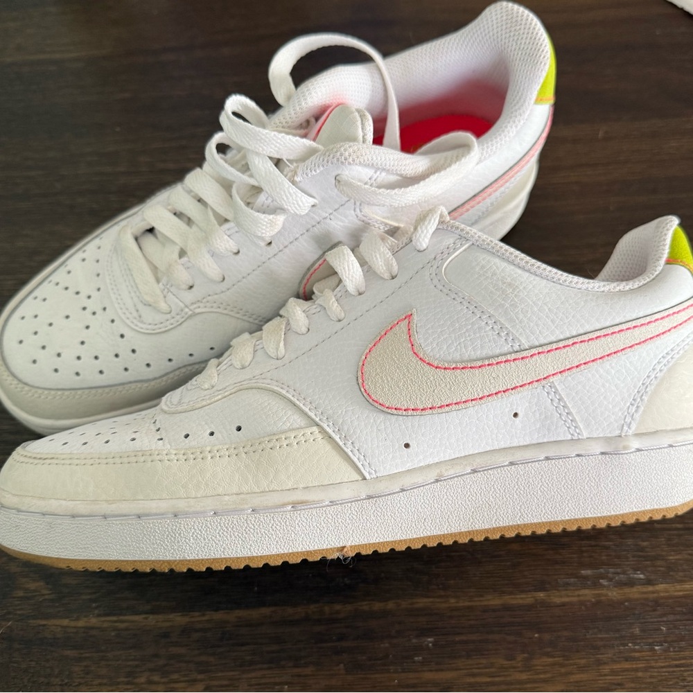 Nike Women's White Sneakers with Pink and Yellow Highlights